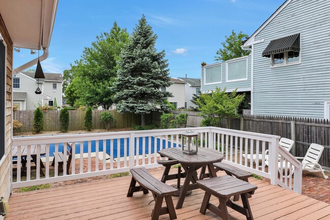 Building Photo - 213 Bridge Ave