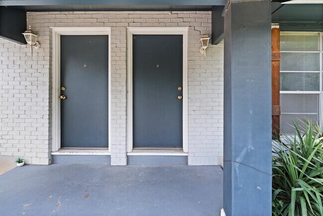 Foto del edificio - 2712 St Edwards Cir
