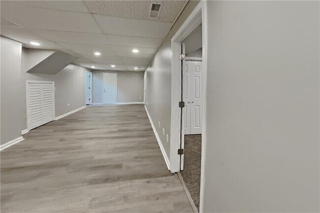 Foto del edificio - 1707 Hickory Grove Trail NW