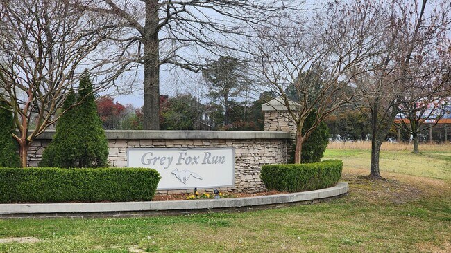 Building Photo - 1815 Fox Den Way