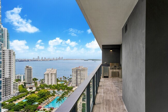 Foto del edificio - 1451 Brickell Ave