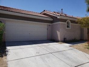 Building Photo - 5205 Blooming Mesa Ct