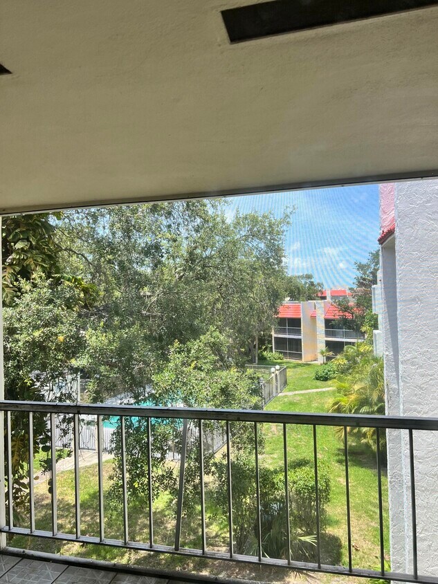 Foto principal - 624 NW 13th St