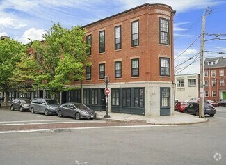 Building Photo - 165 Winnisimmet St