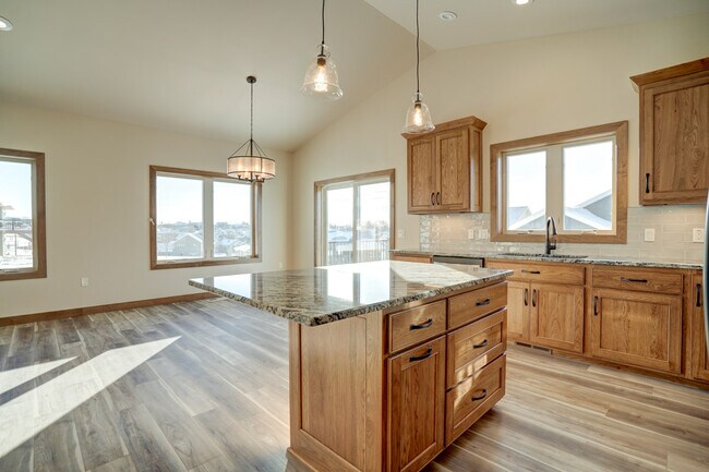 Cocina/Comedor - 805 Blue Mounds St