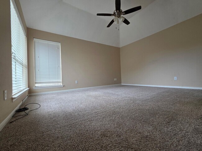 Foto del edificio - 3031 Greenlet Ct