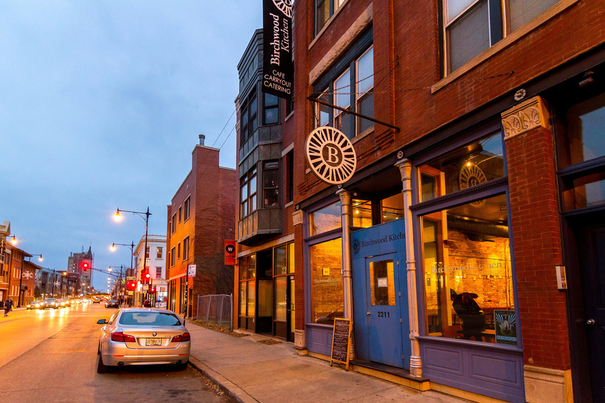 Wicker Park Neighborhood Guide - Living in Chicago | Apartments.com