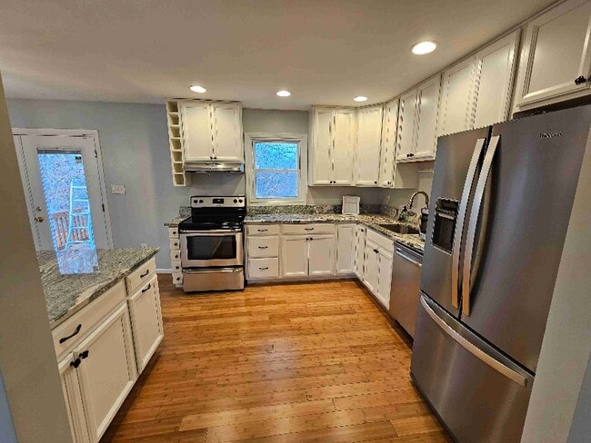 Foto del edificio - 14187 Logan Ct