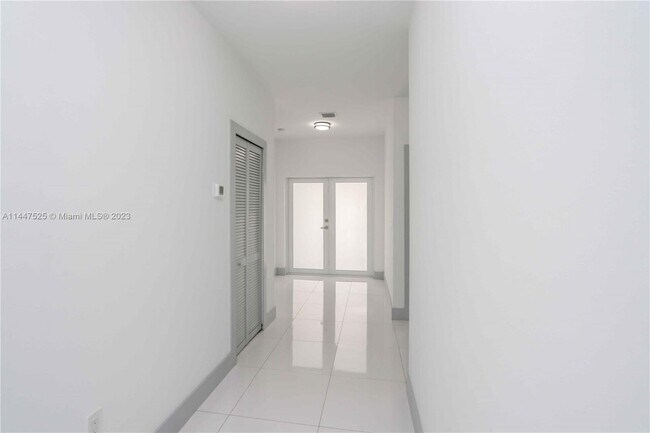 Building Photo - 17321 sw 304 st