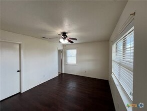 Building Photo - 10694 FM1670
