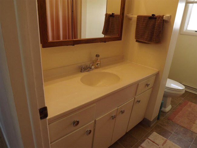 Building Photo - 309 Carol Dr