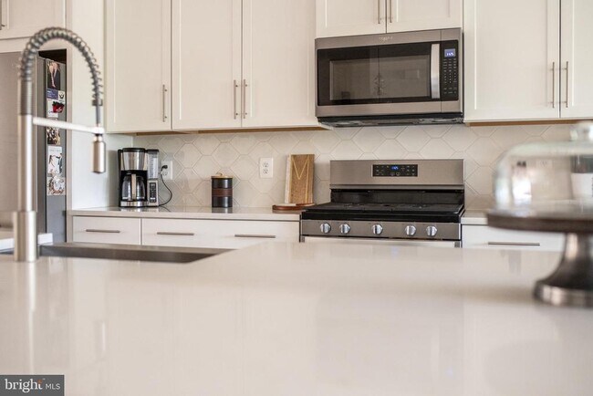 Foto del edificio - 2838 Waverly Crk Ln