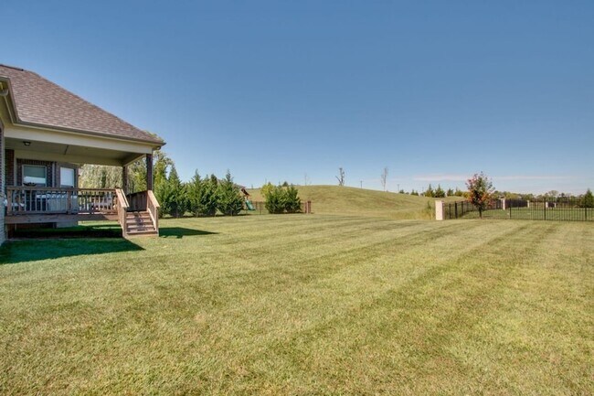 Foto del edificio - 3584 Robbins Nest Rd