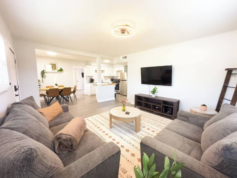 Photo - 8911 Oren Ave (Tampa, FL)