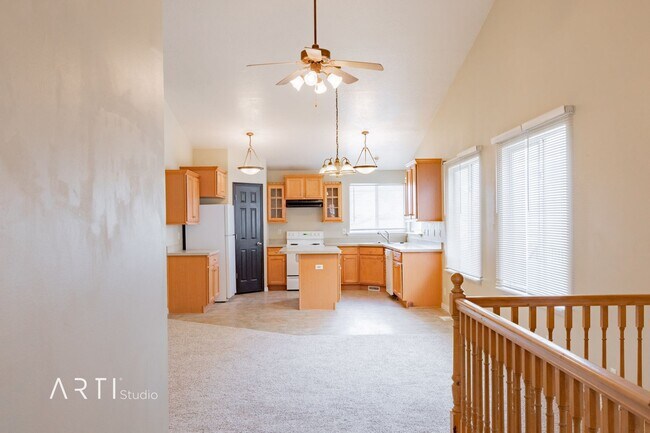 Building Photo - Amazing Remodeled Home in North Lehi