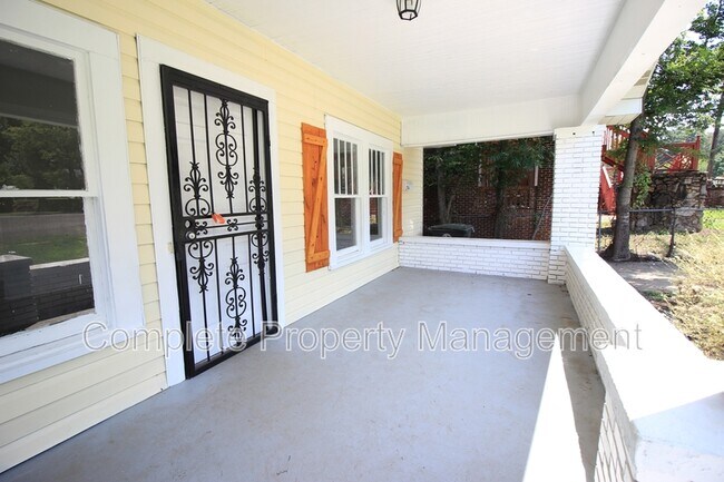 Foto del edificio - 2744 Pike Rd