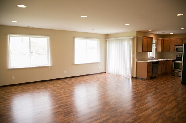 Foto del edificio - 6302 Pawnee Ln