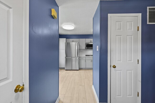 Foto del edificio - 5411 Castlestone Dr
