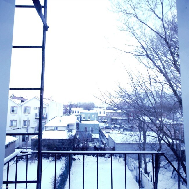 Foto del edificio - 275 E 39th St