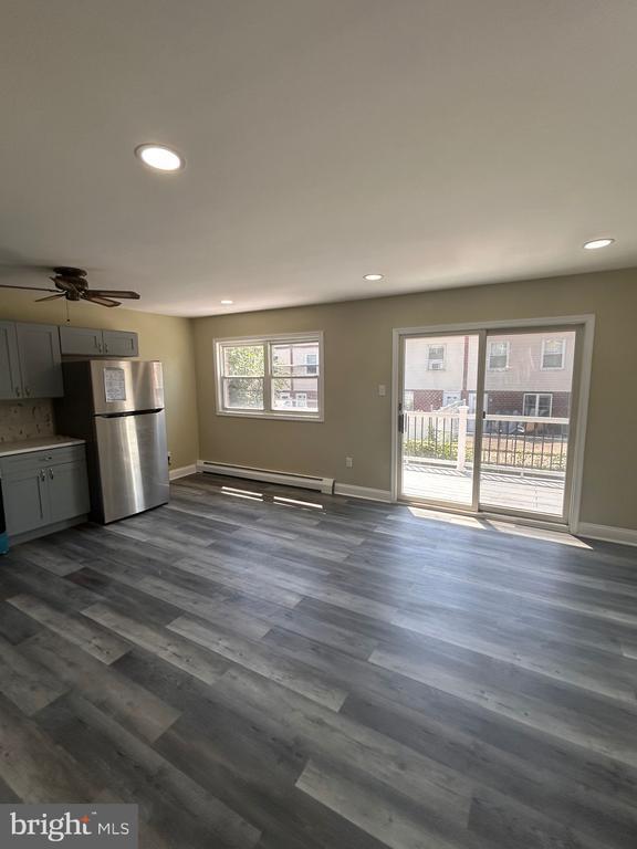Building Photo - 10804 Rayland Rd