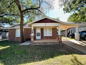 Building Photo - 2117 15th St