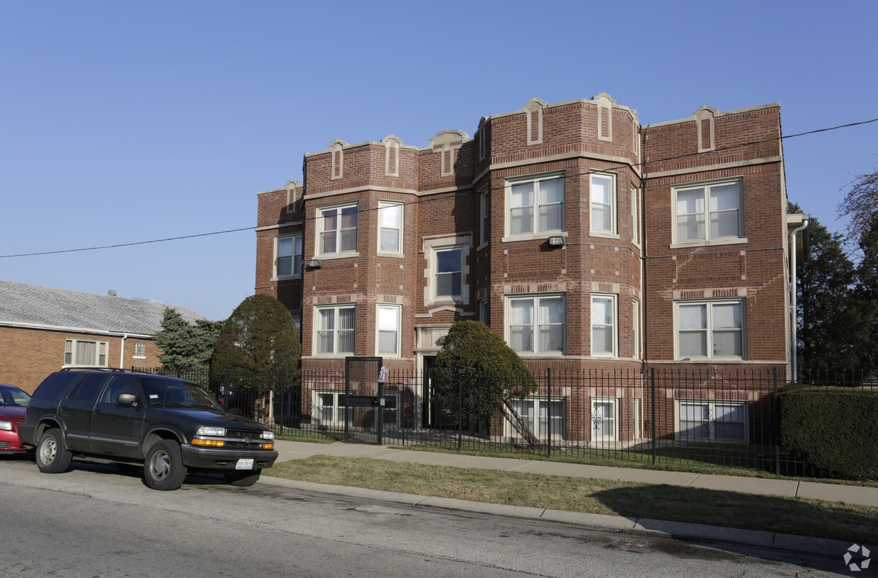 6001-6005 S Richmond Street - 6001-6005 S Richmond St