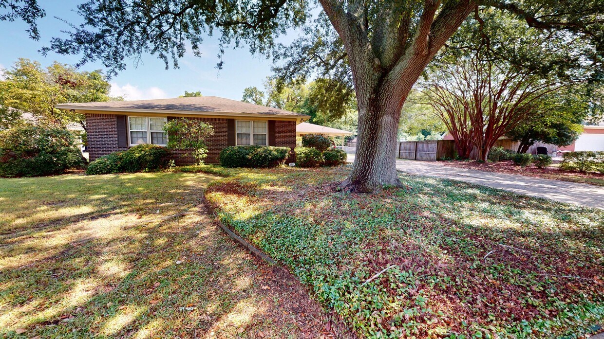 Primary Photo - 2513 Capstone Dr