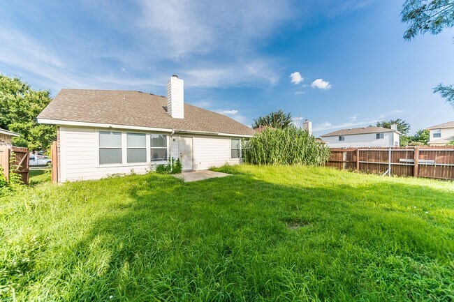 Foto del edificio - 2905 Frontier Ln