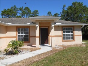 Building Photo - 501 East 10th Street