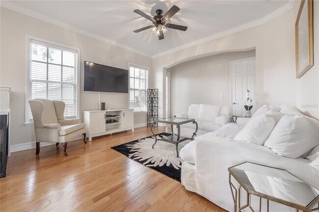 Foto del edificio - 2920-2922 Hansen Manor Ln