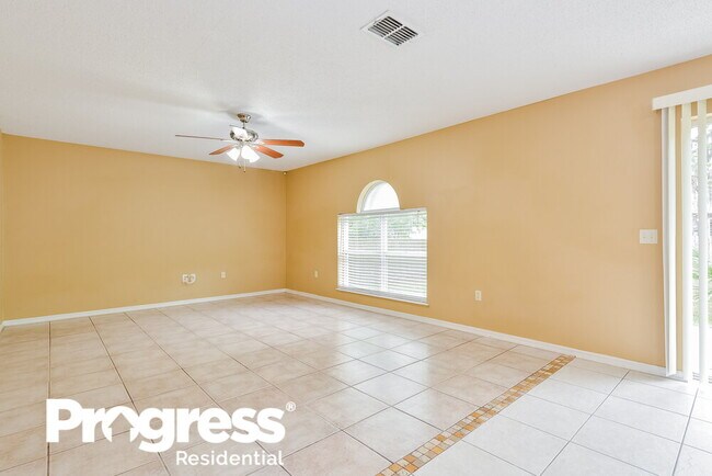 Building Photo - 2047 Galahad Dr