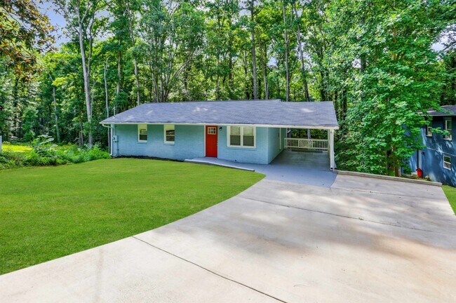Building Photo - 664 Indigo Ln NW