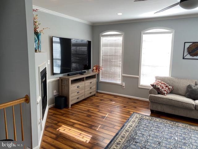 Foto del edificio - 43672 St Helena Terrace