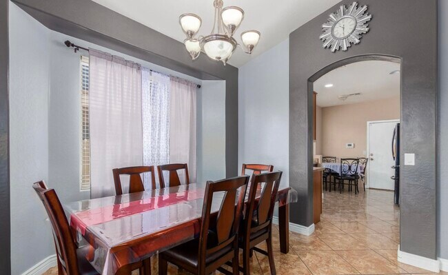 Foto del edificio - 7334 W Wolf St