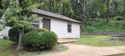 Building Photo - 1205 W 50th St