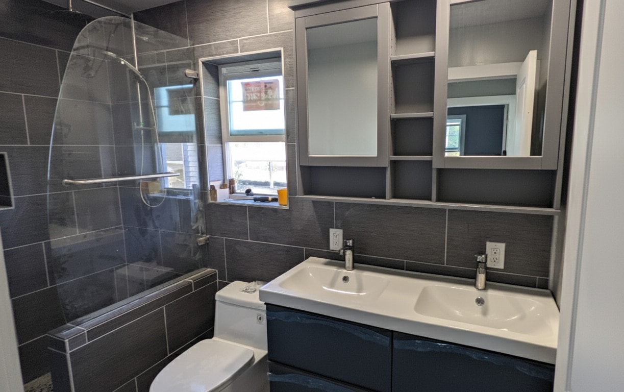 Building Photo - 320 Osmun Ave