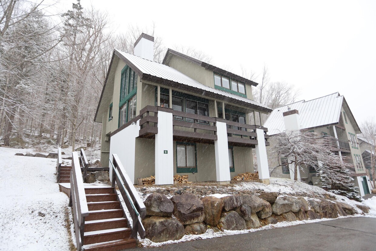 6 Highview Rd, Lincoln, NH 03251 House Rental in Lincoln, NH