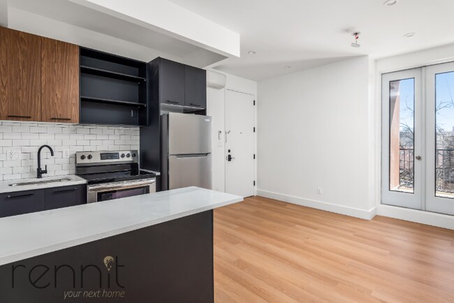 Foto del edificio - 762 Madison St