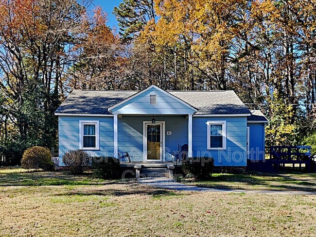 Building Photo - 4801 Wild Rose Ln