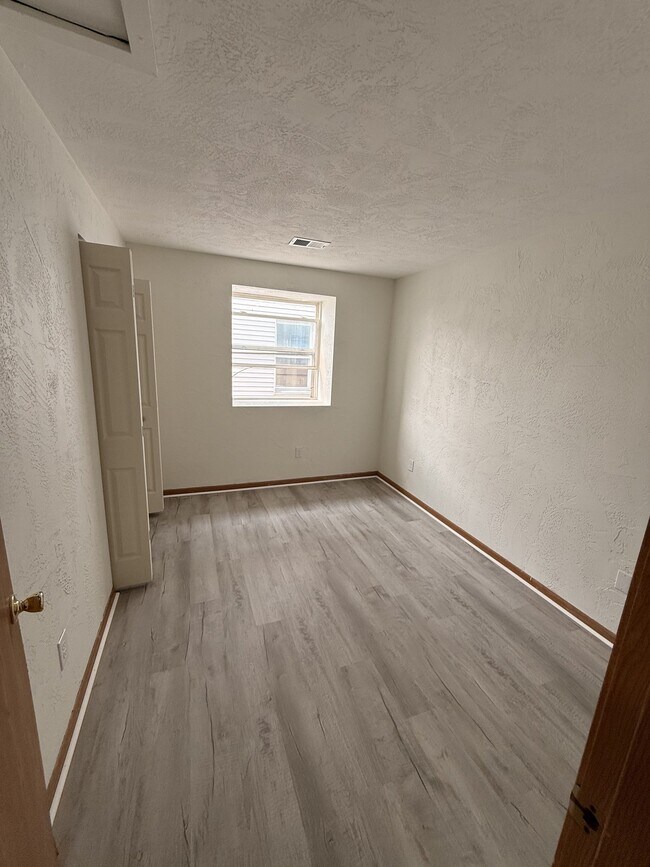 Foto del edificio - 118 Whitaker St