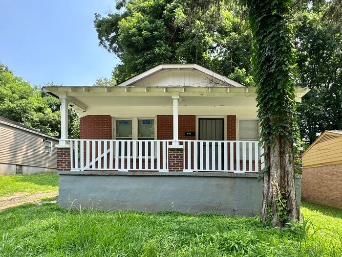 Foto principal - 863 E Person Ave