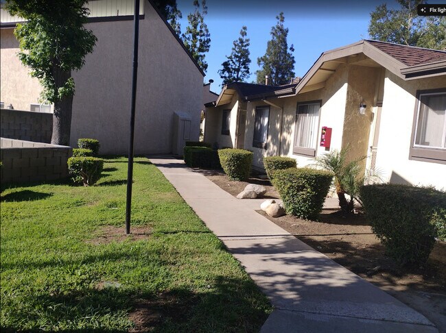 Foto del edificio - Kendall Drive Apartments