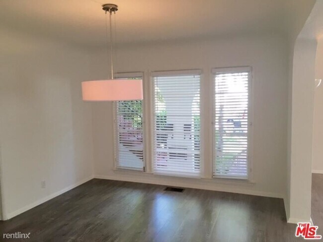 Building Photo - 2 br, 2 bath Condo - 1145 S Bedford St