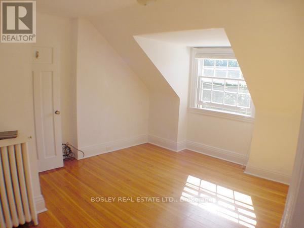 Photo du bâtiment - 20 Glengrove Ave W