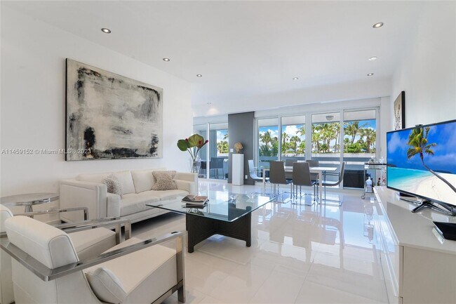 Building Photo - 2200 S Ocean Ln