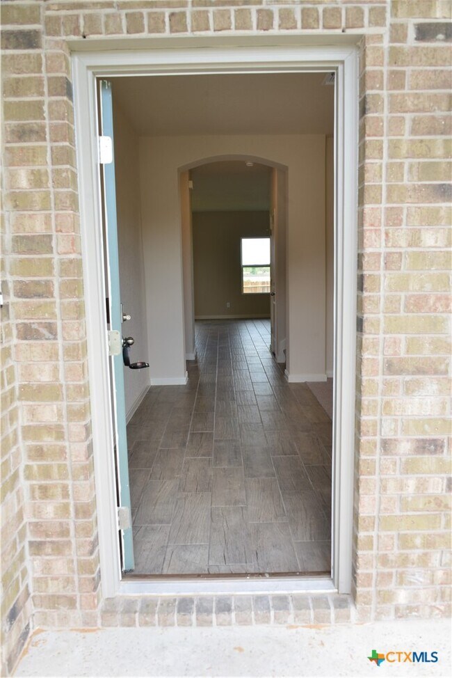 Foto del edificio - 741 Farmers