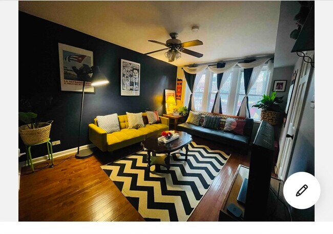 Foto del edificio - 2840 W 21st Pl