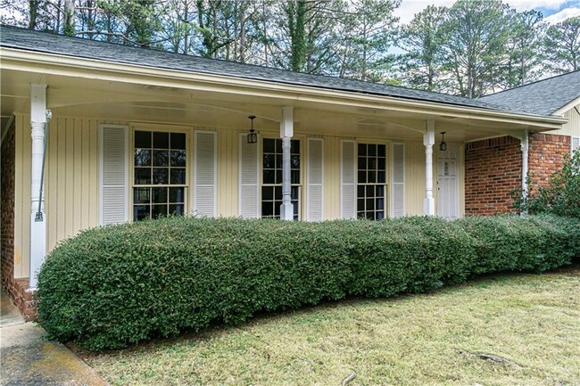 Foto del edificio - 2449 Midvale Ct