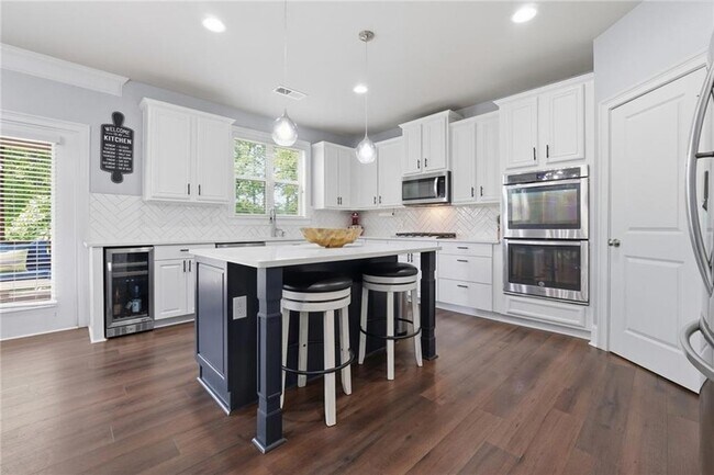Building Photo - 51 Water Oak Dr
