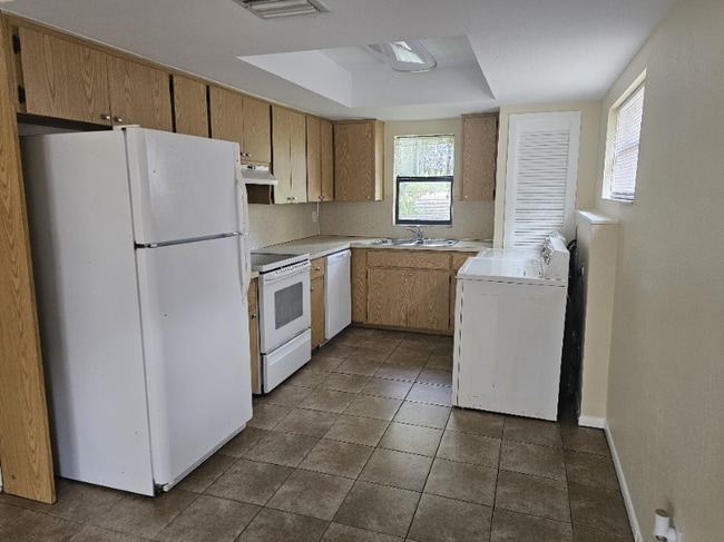 Building Photo - 4030 78th Ave N